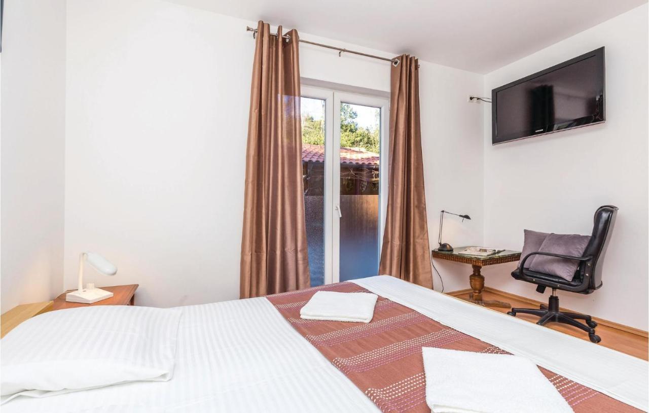 Stunning Apartment In Volosko With House Sea View Dış mekan fotoğraf