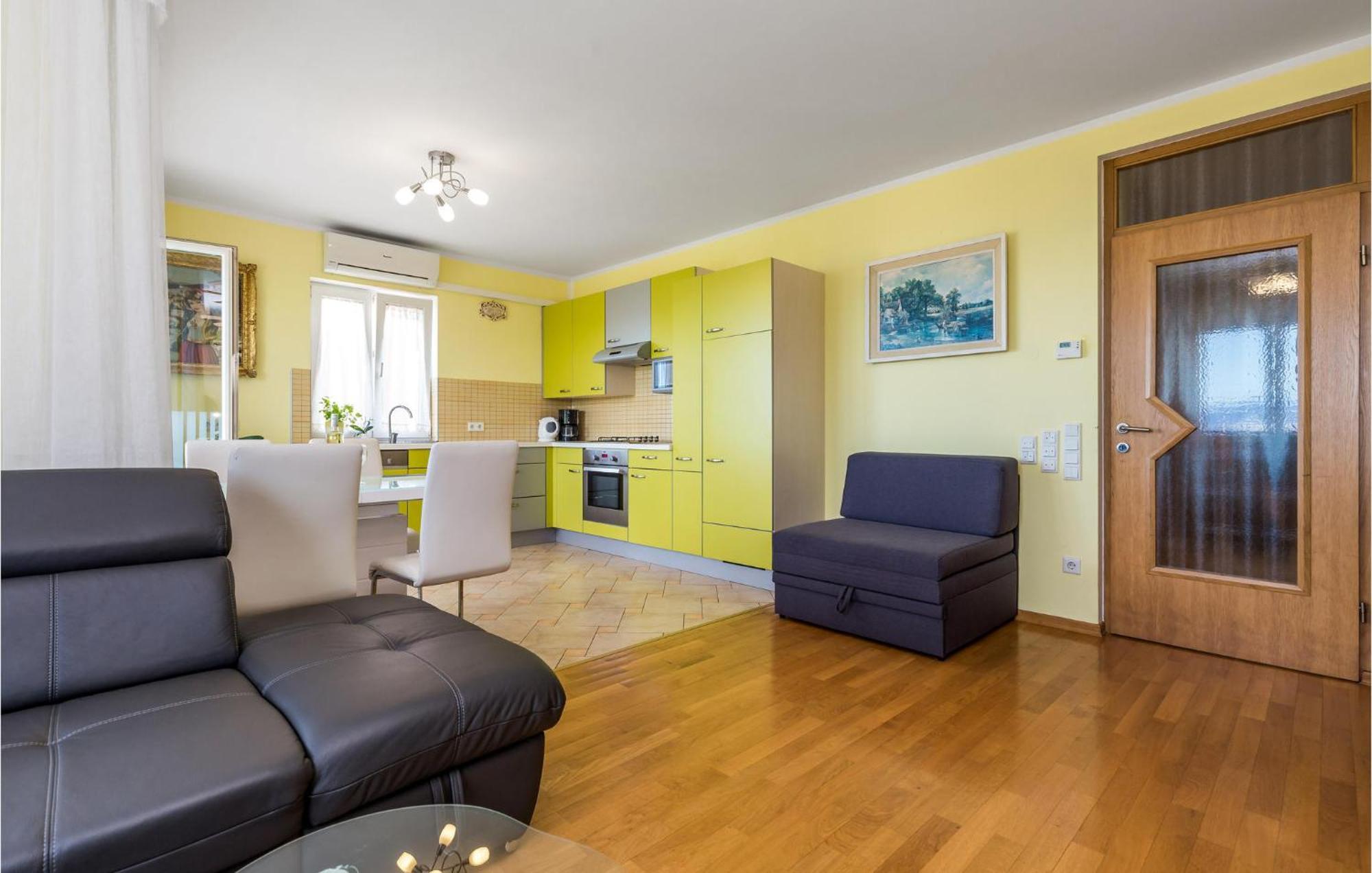Stunning Apartment In Volosko With House Sea View Dış mekan fotoğraf